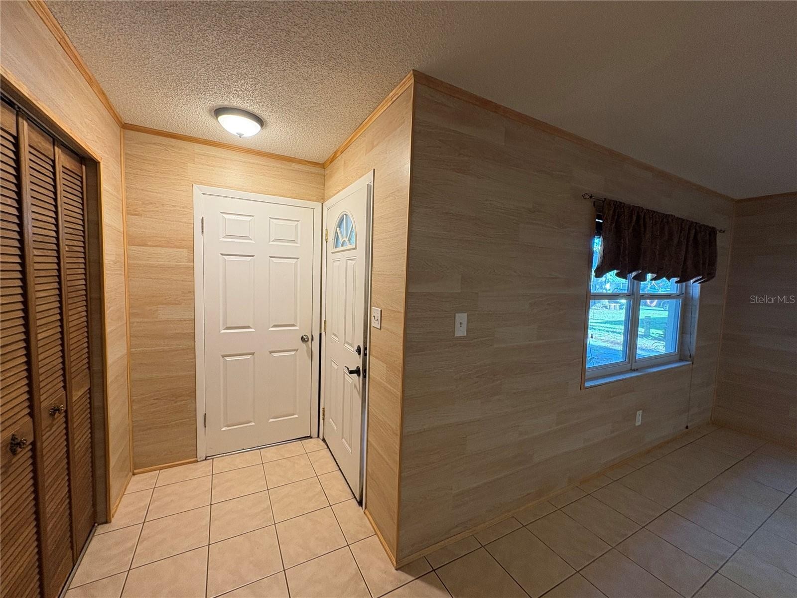 3925 ALLAN PL