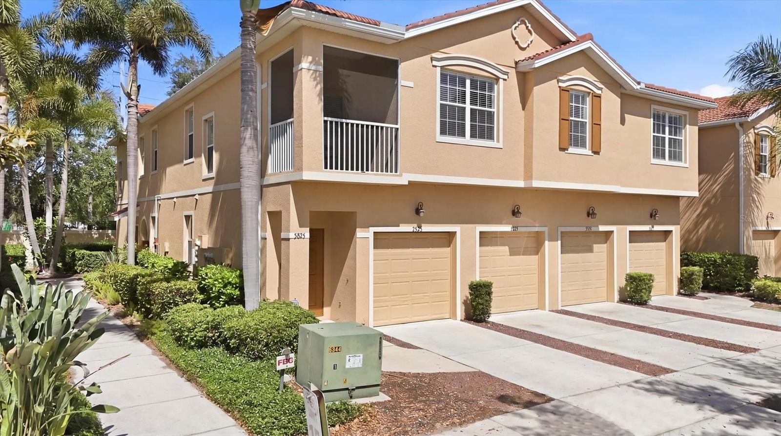 3825 PARKRIDGE CIR #1-202