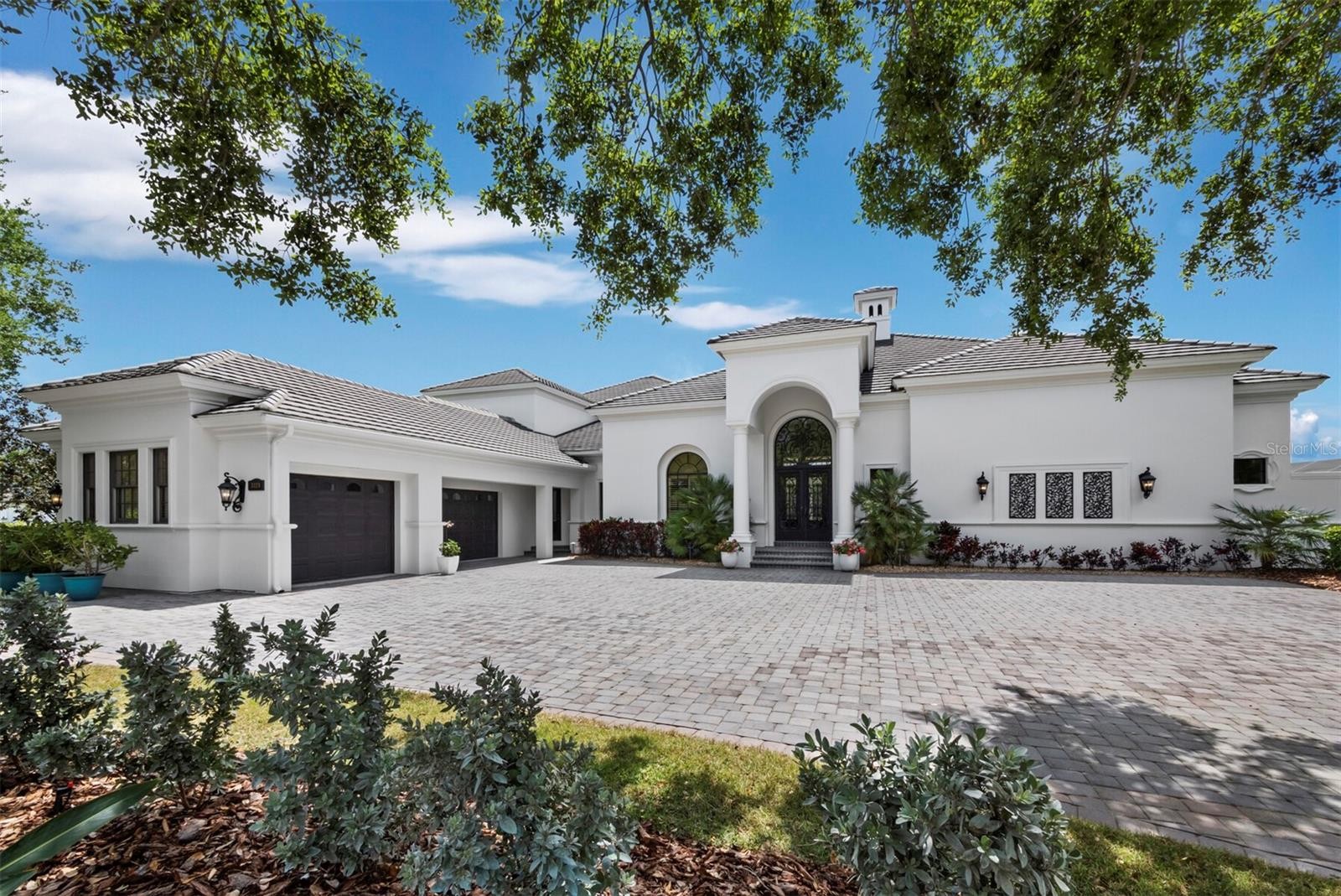 3129 FOUNDERS CLUB DR