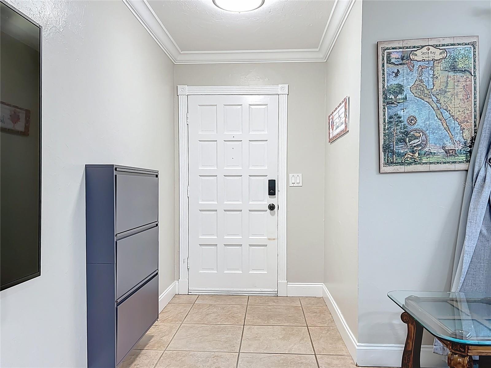 2424 WHIPPOORWILL CIR