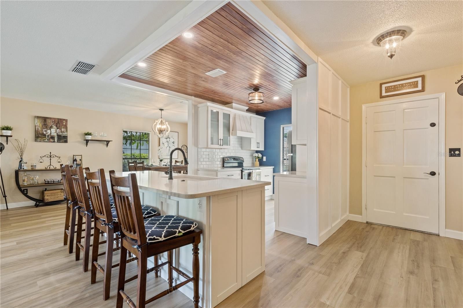 4 ANTIGUA CIR #6