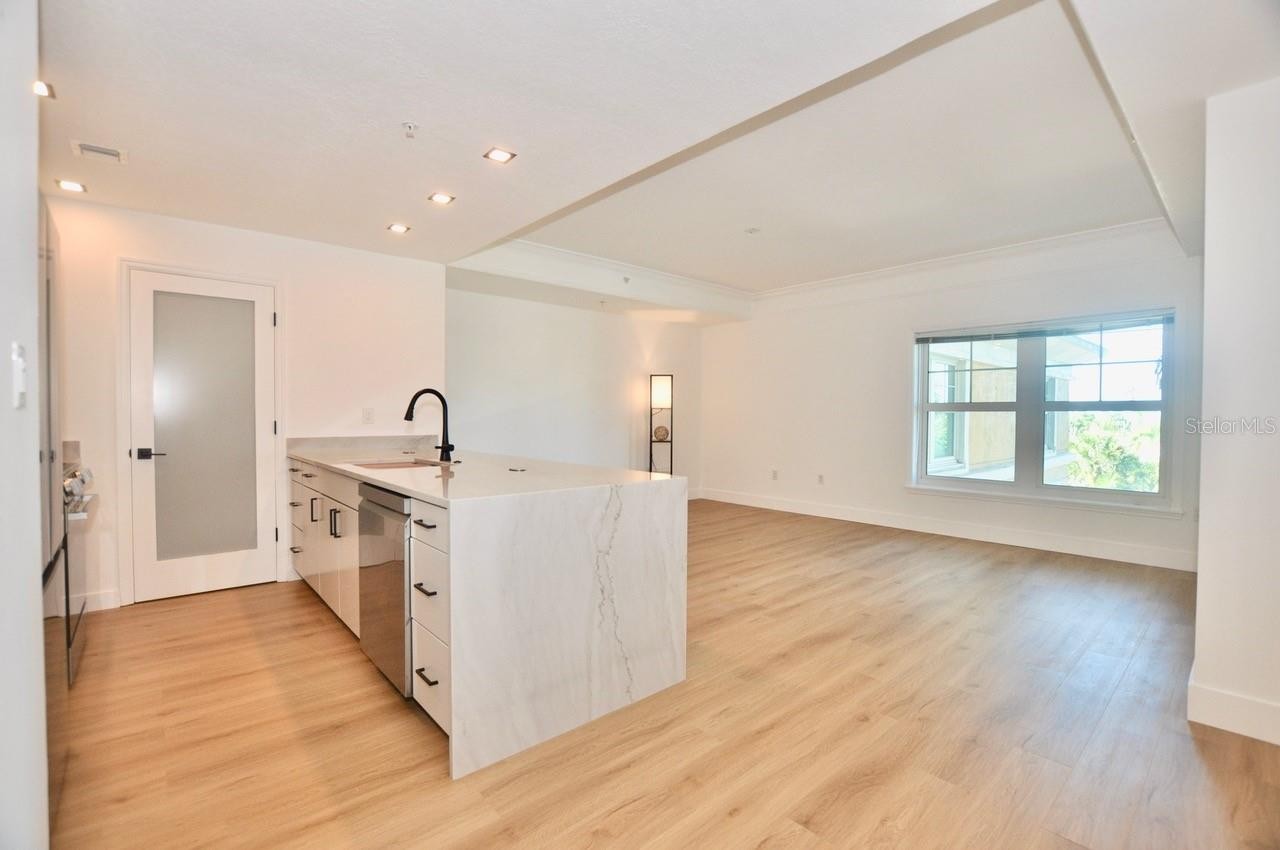 750 N TAMIAMI TRL #307