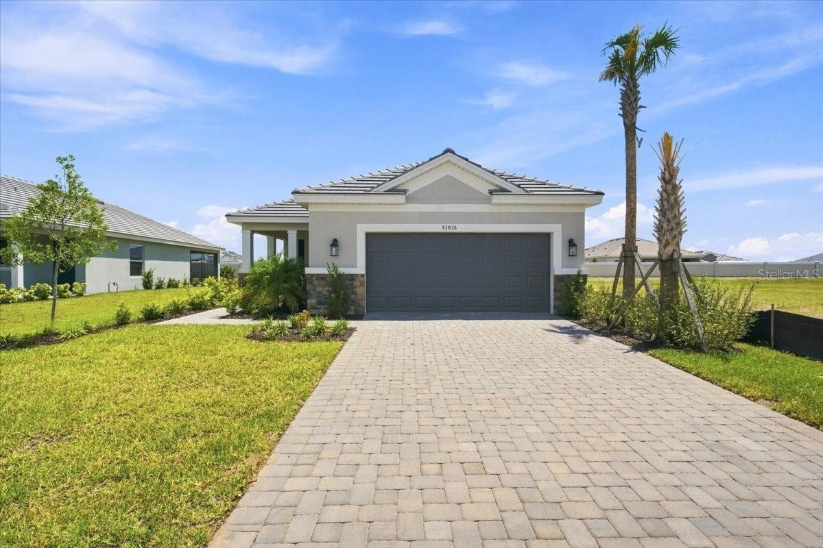 13836 FLETCHER DR