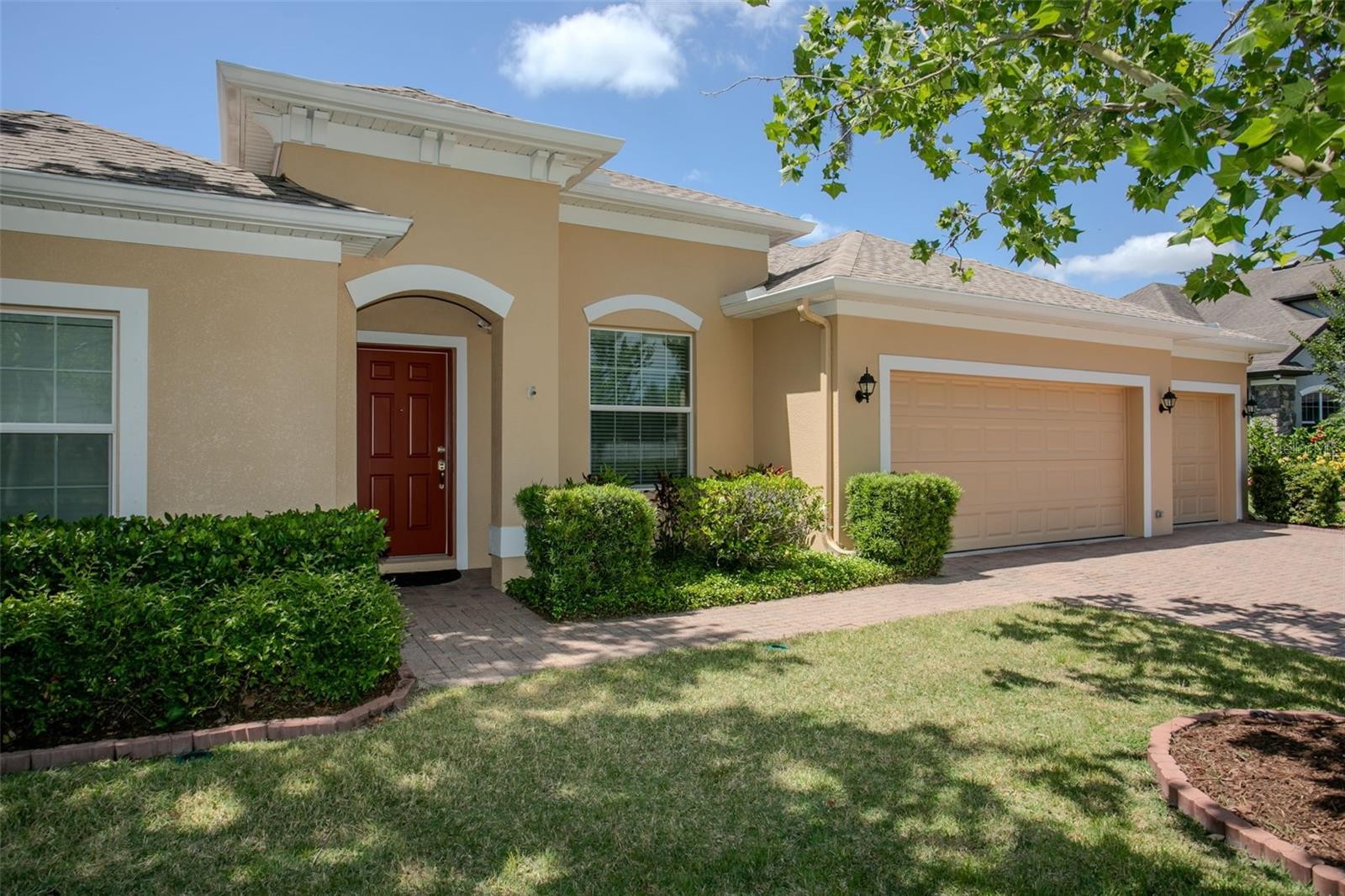 5407 74TH PL E
