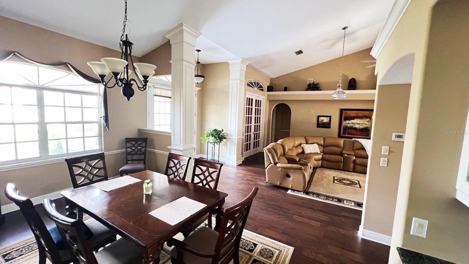8333 EAGLE LAKE DR