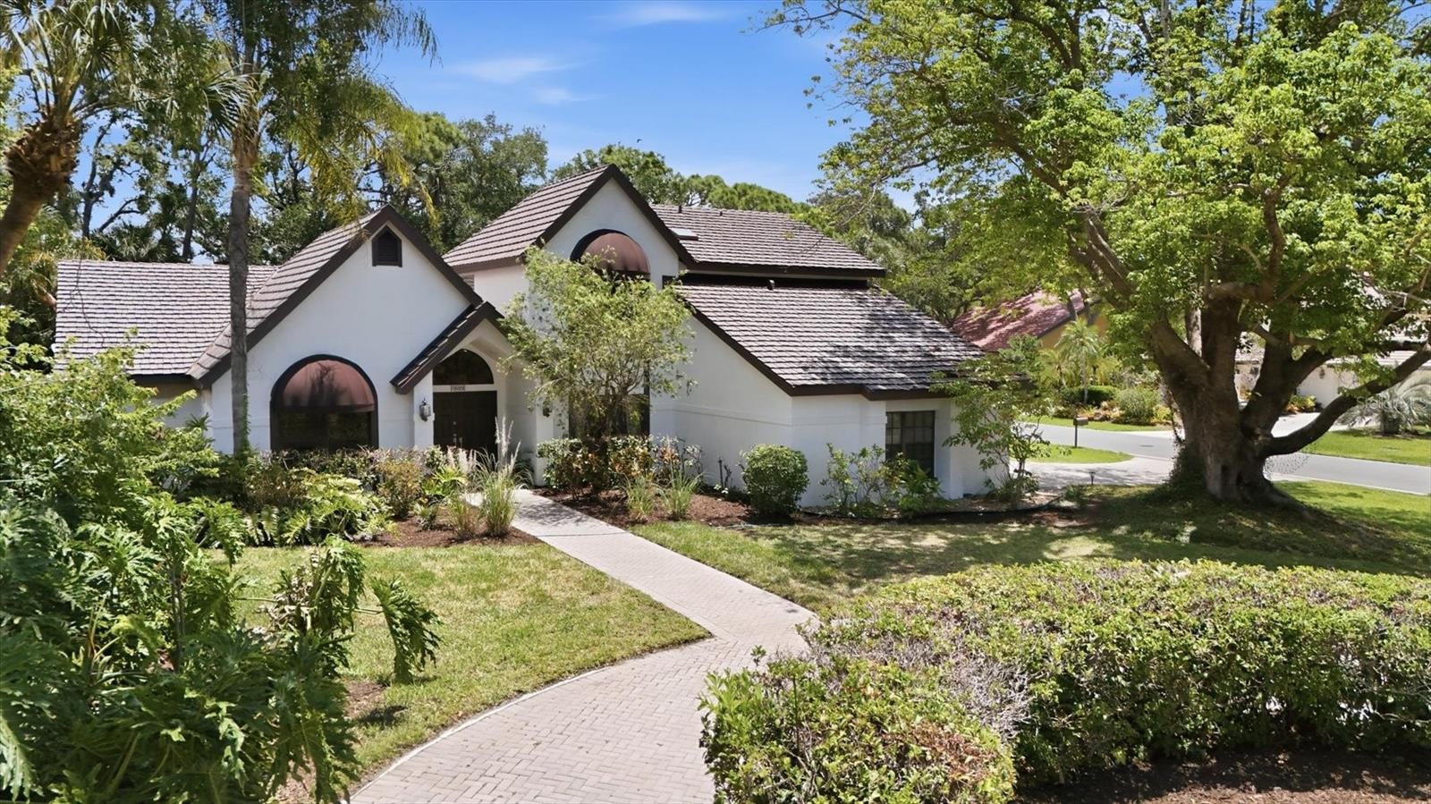 4689 PINE HARRIER DR
