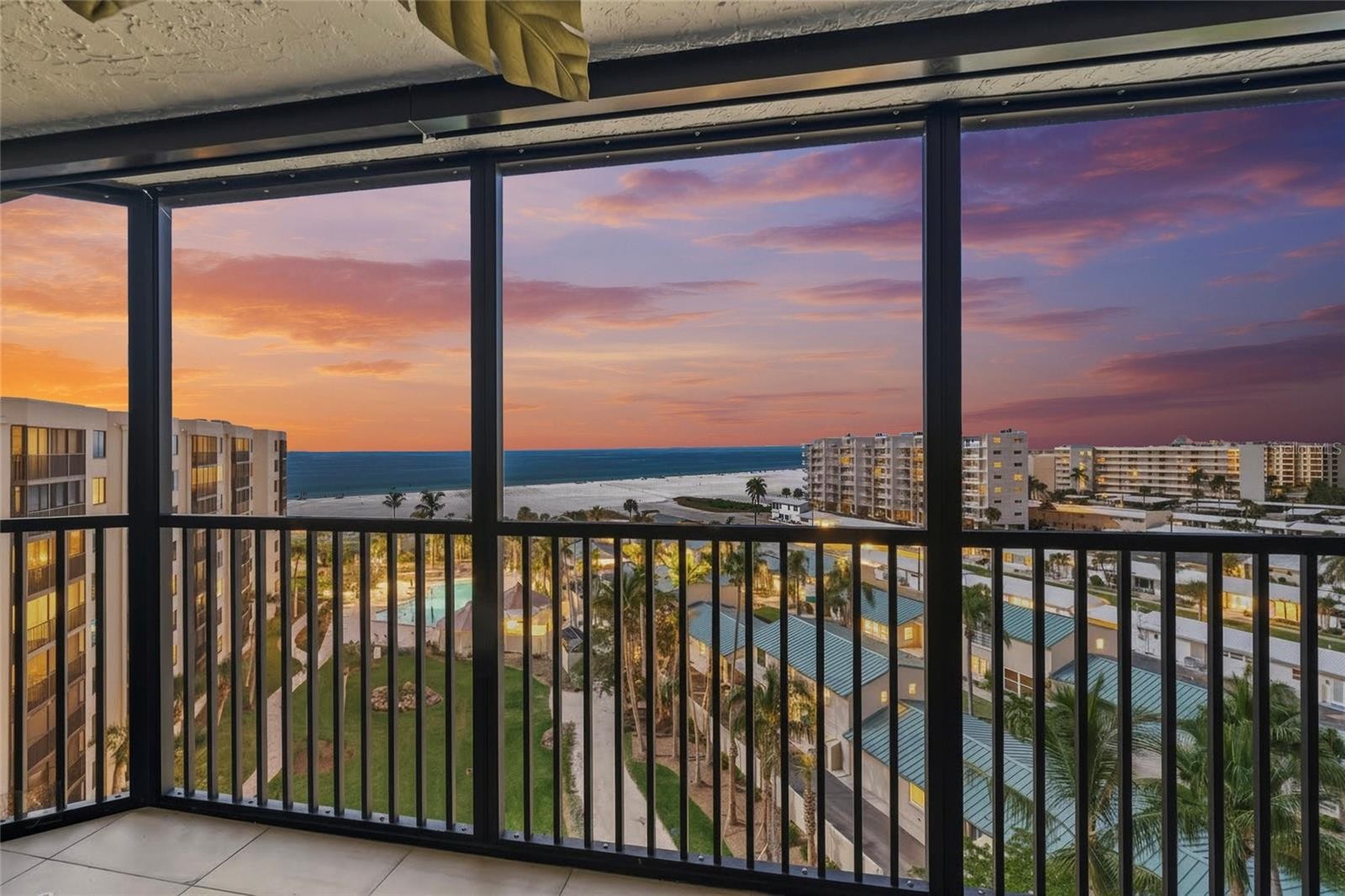 5880 MIDNIGHT PASS RD #910