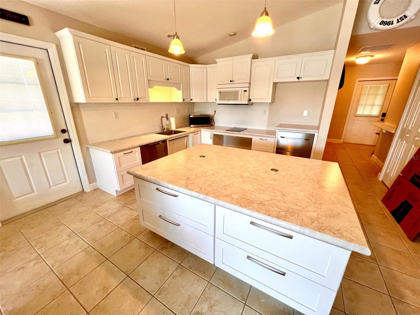 47-49 HATCHETT CREEK RD