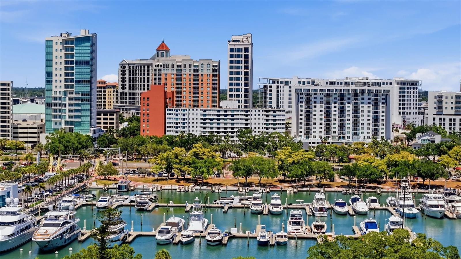 33 S GULFSTREAM AVE #704