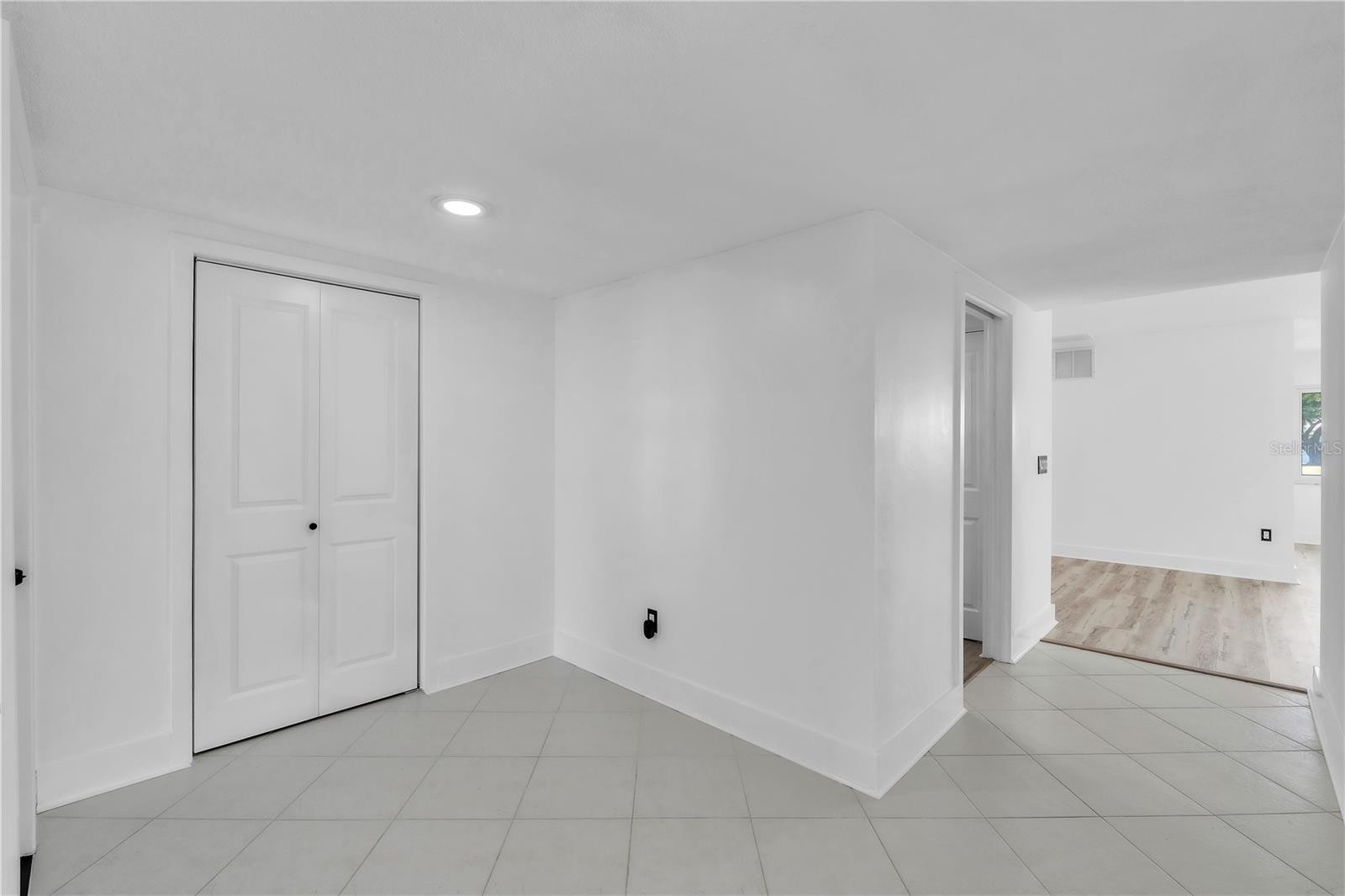 6522 11TH AVE W