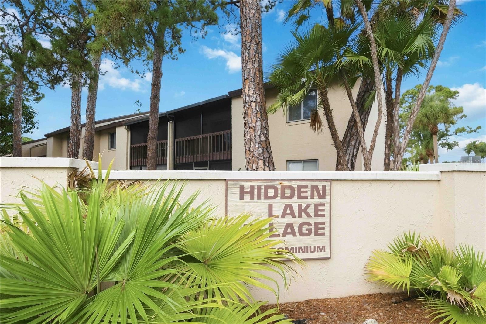 2752 HIDDEN LAKE BLVD #C
