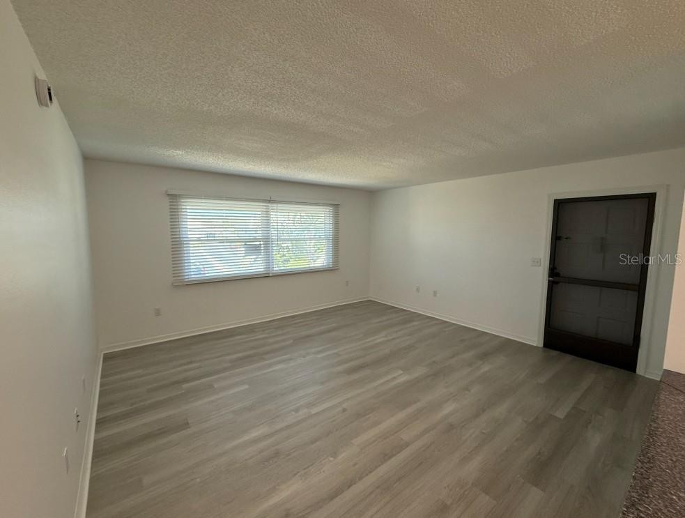 5800 HOLLYWOOD BLVD #327