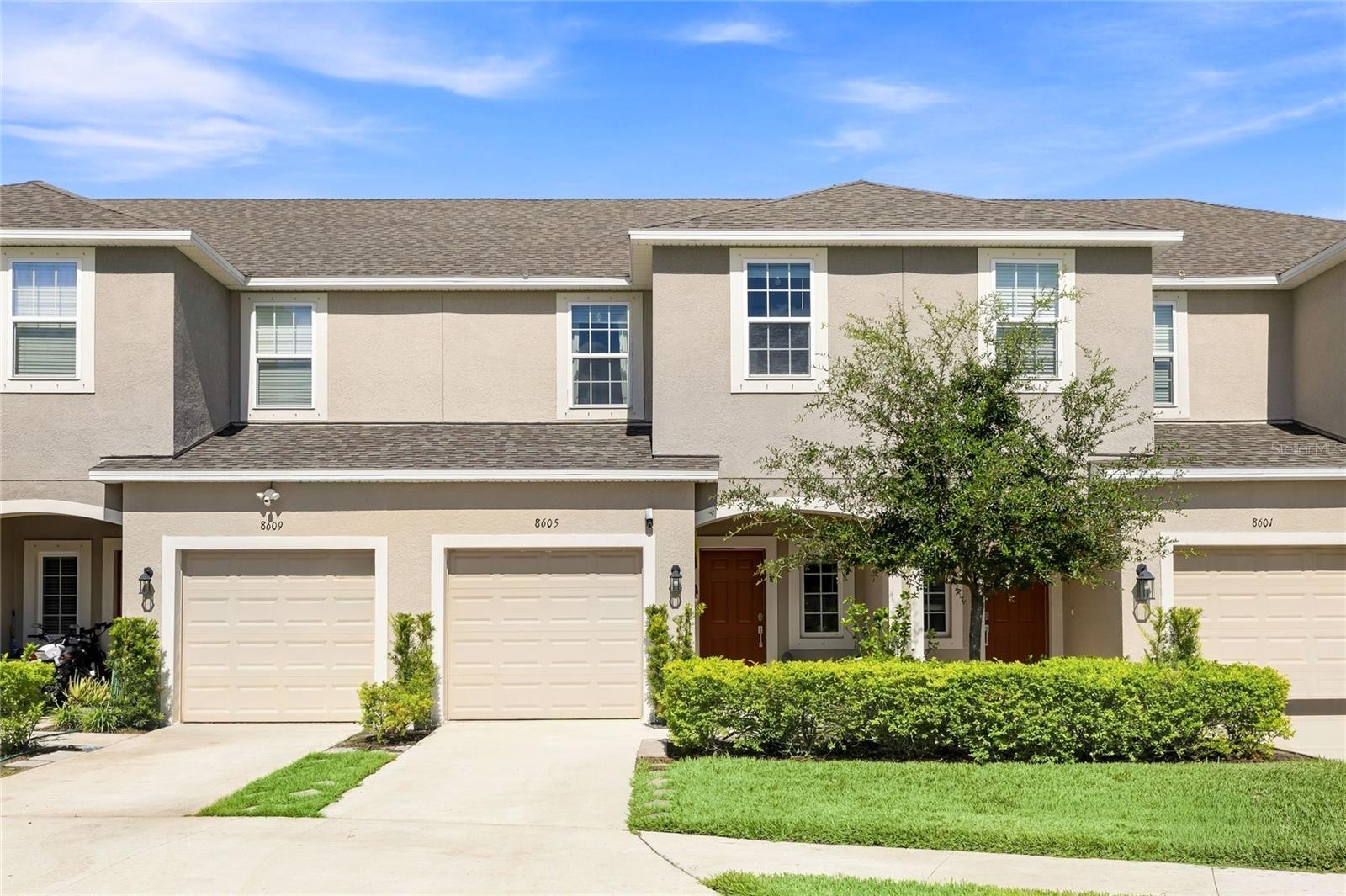 8605 LUNAR SKYE ST