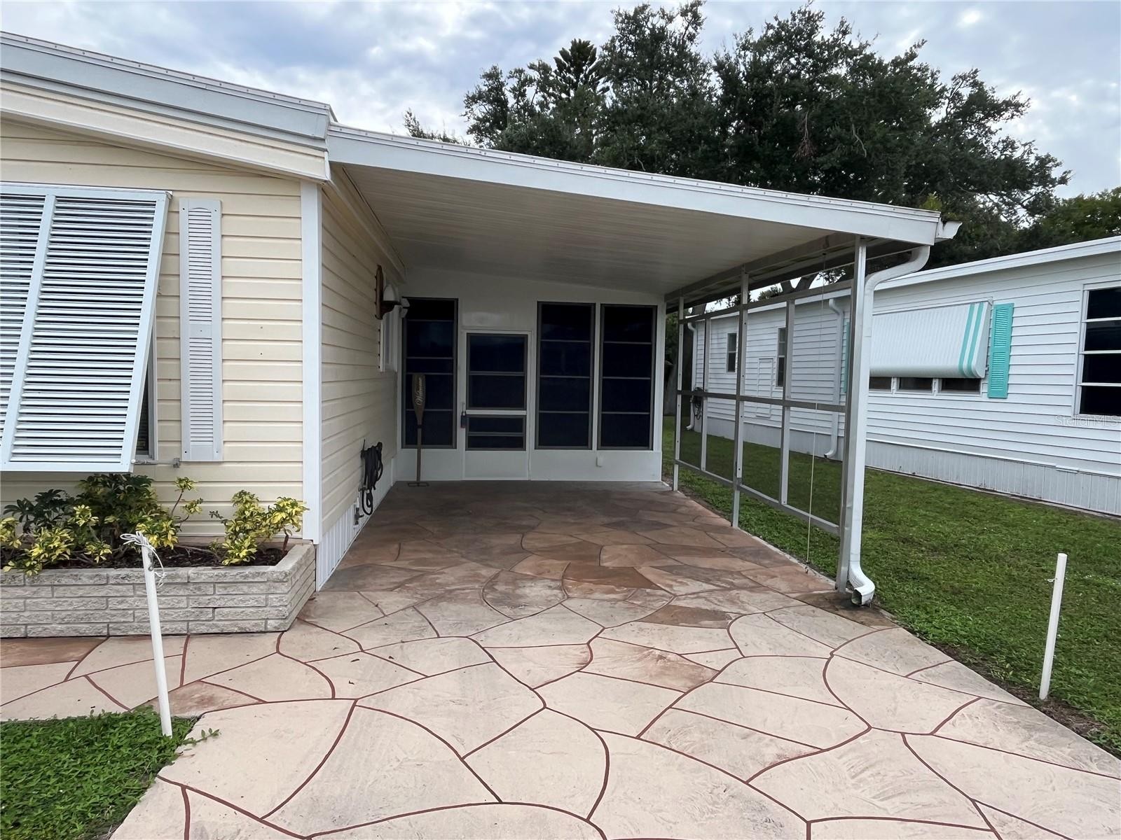623 CERVINA DR