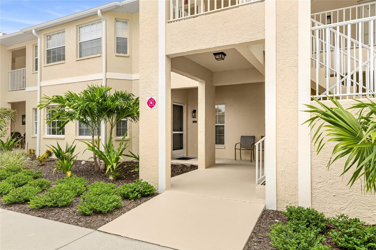 5800 SABAL TRACE DR #105