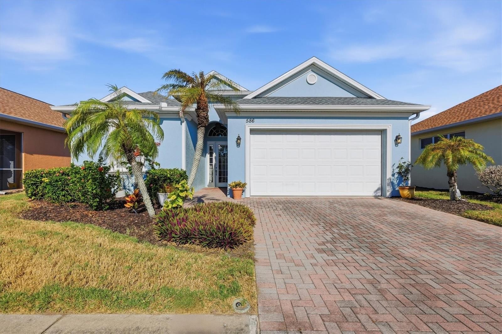 586 EDEN DR