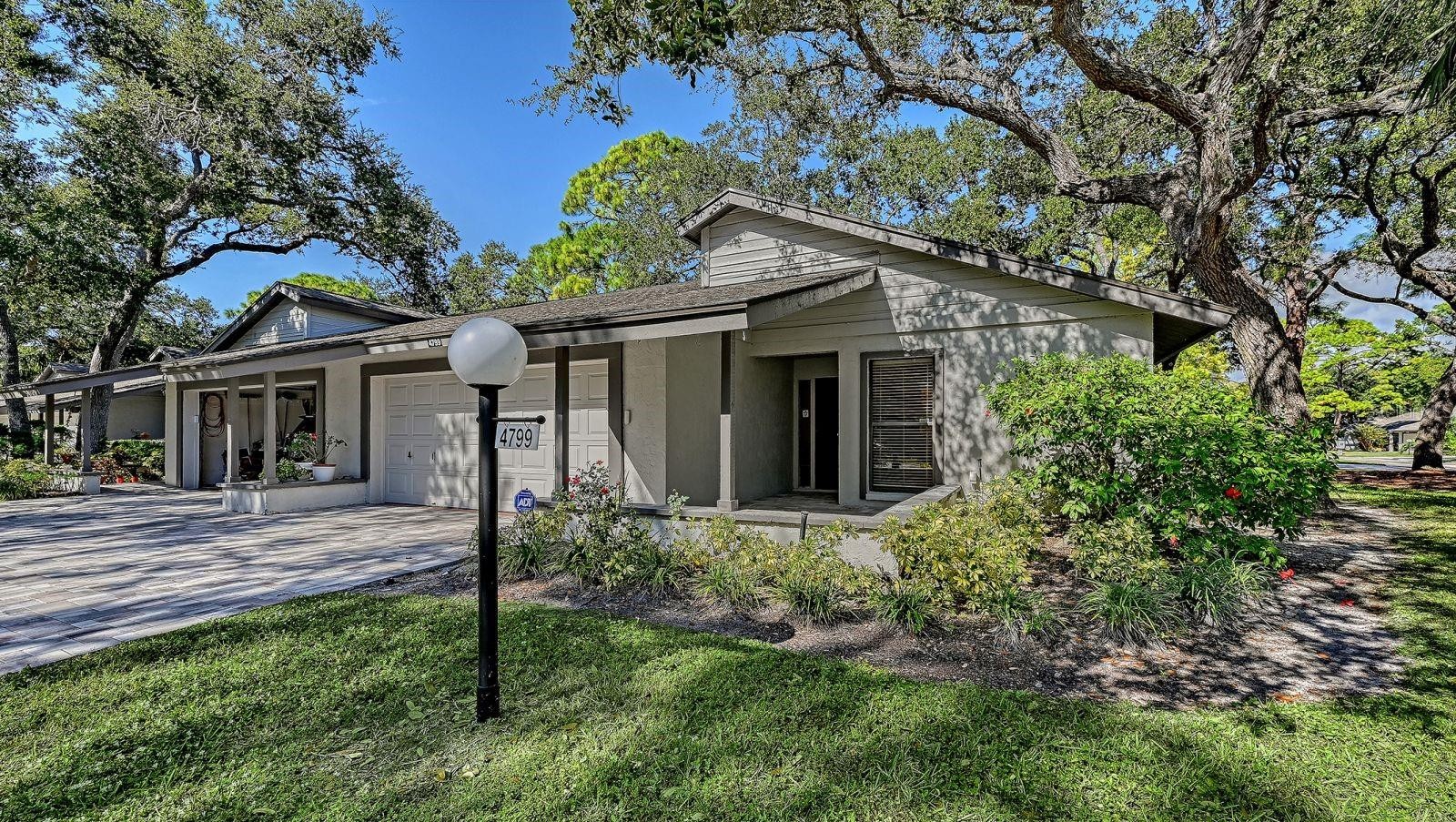 4799 OAK FOREST DR W #43