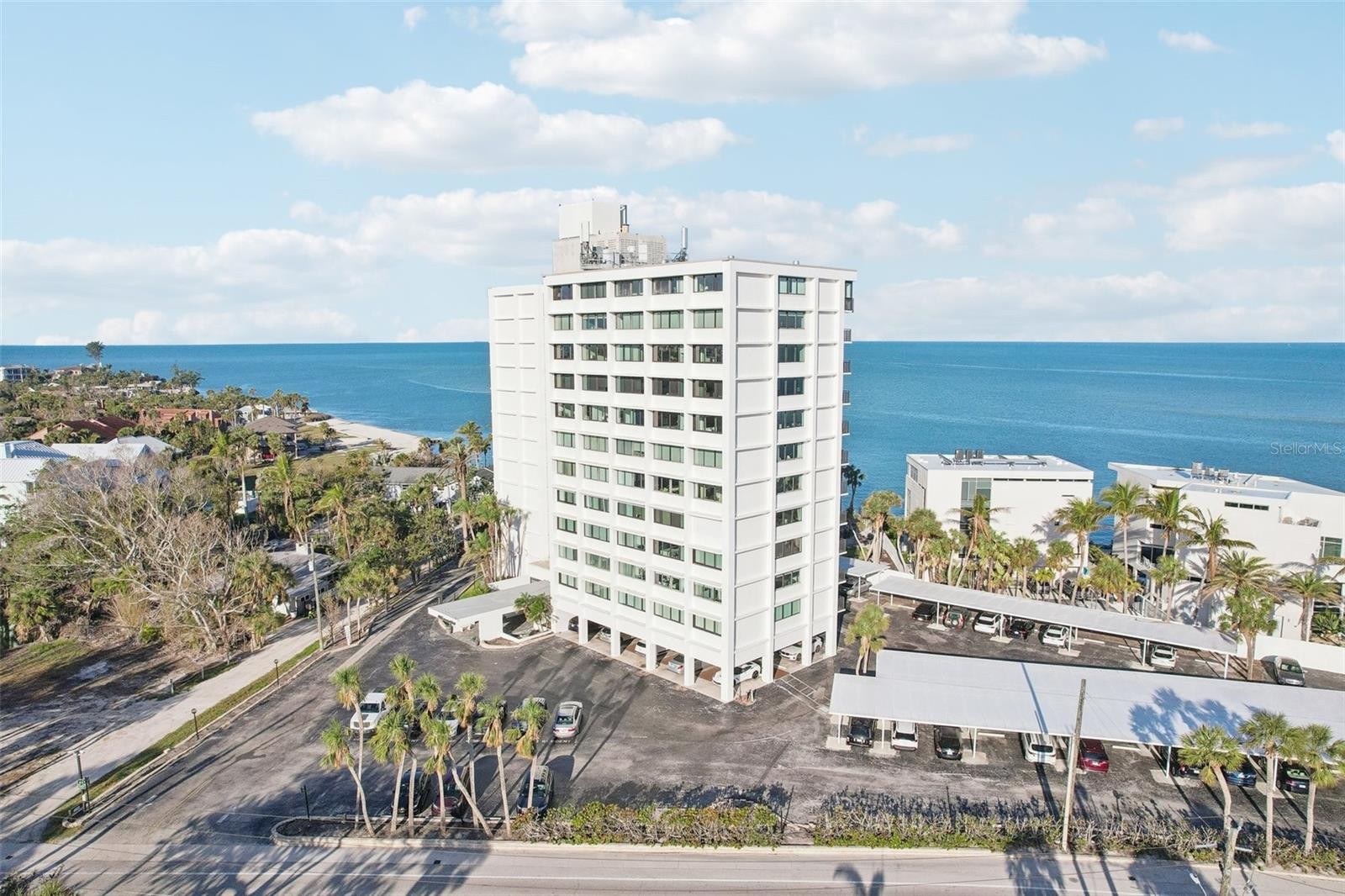 4822 OCEAN BLVD #11E