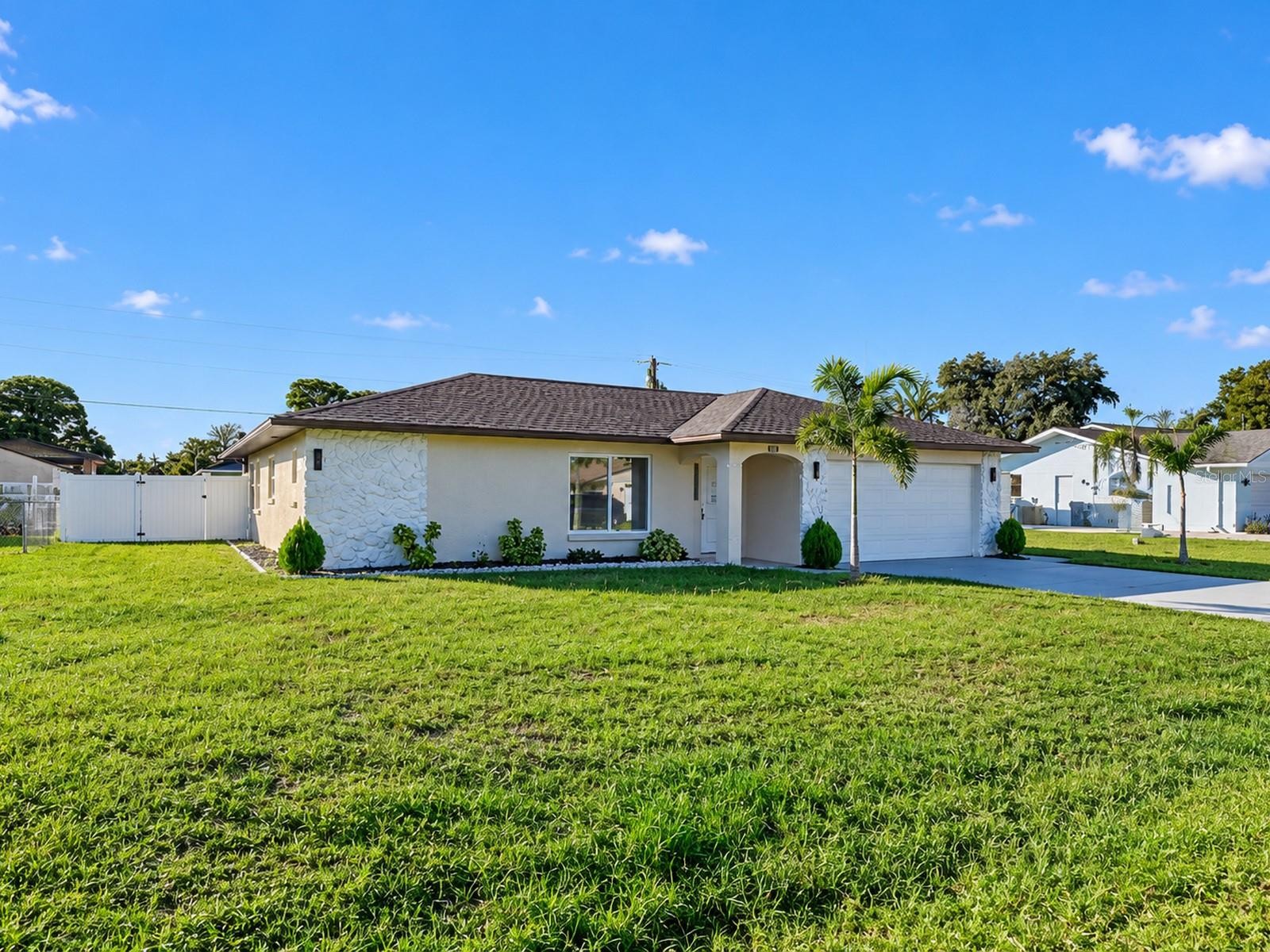 1461 ROYAL RD