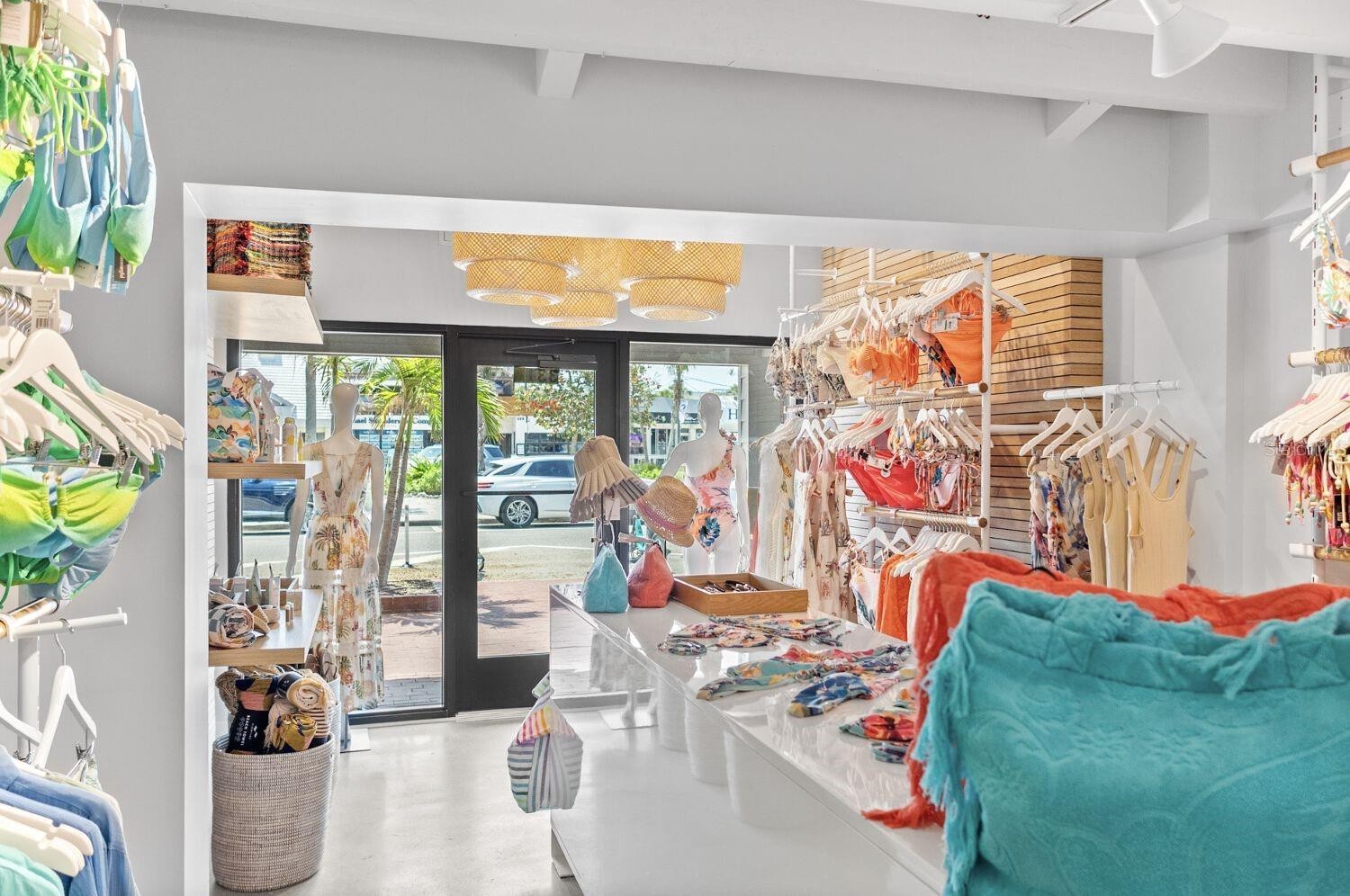 331 JOHN RINGLING BLVD #101