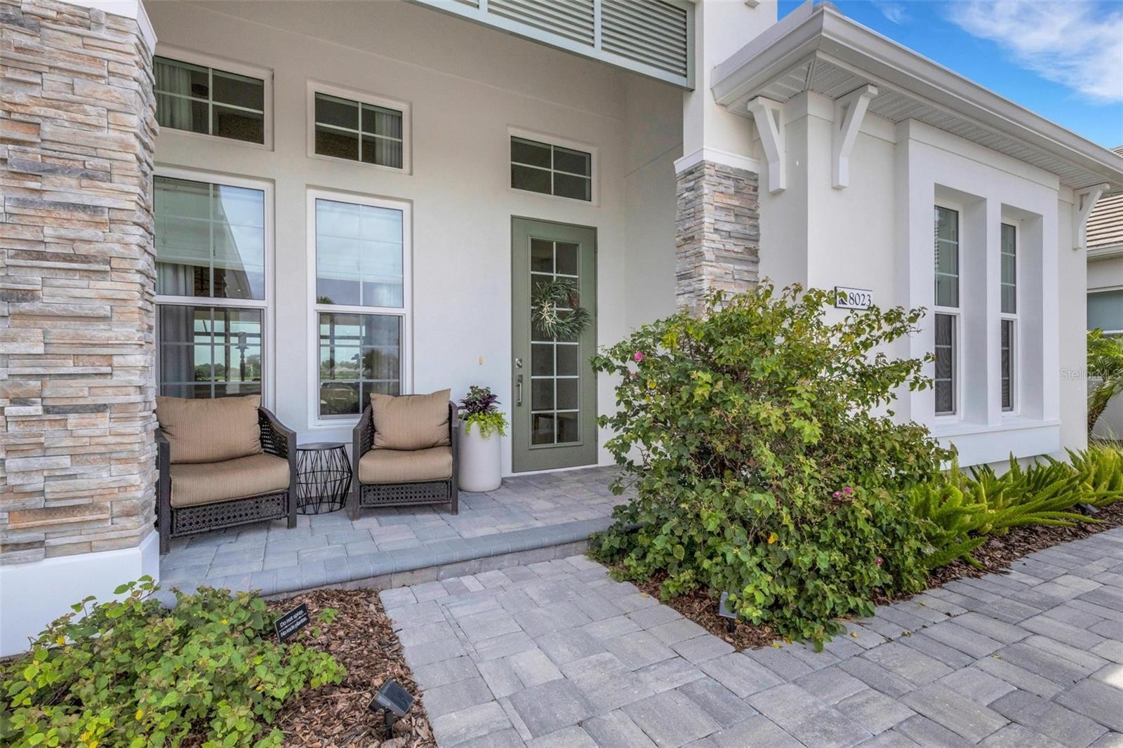 8023 WATERBEND TRL
