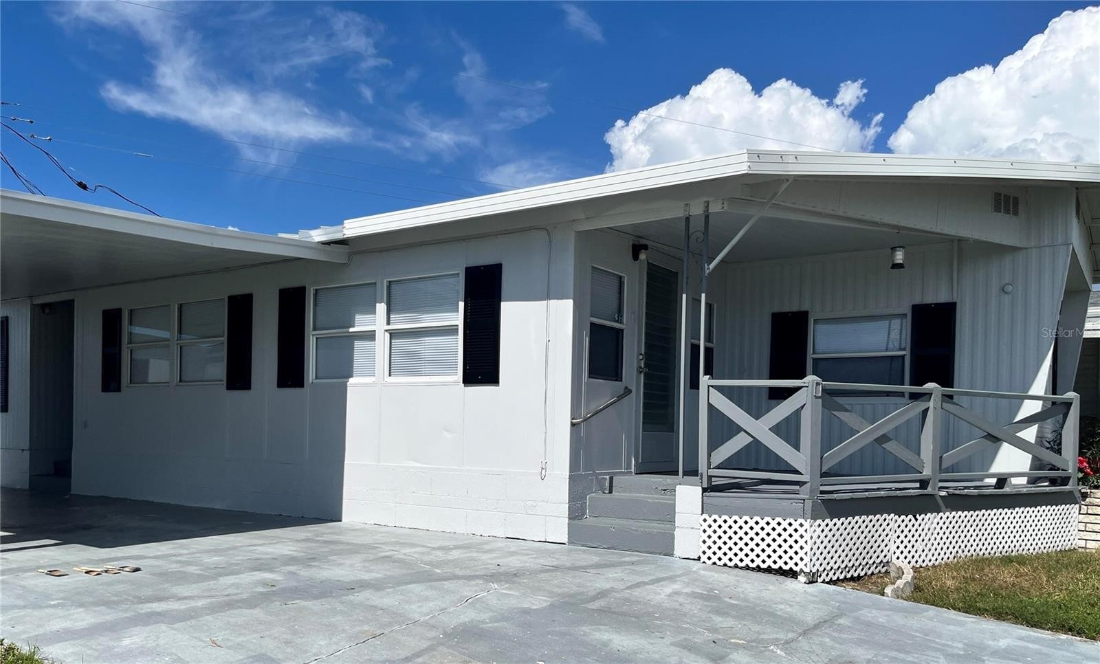 207 51ST AVENUE PLZ W #3