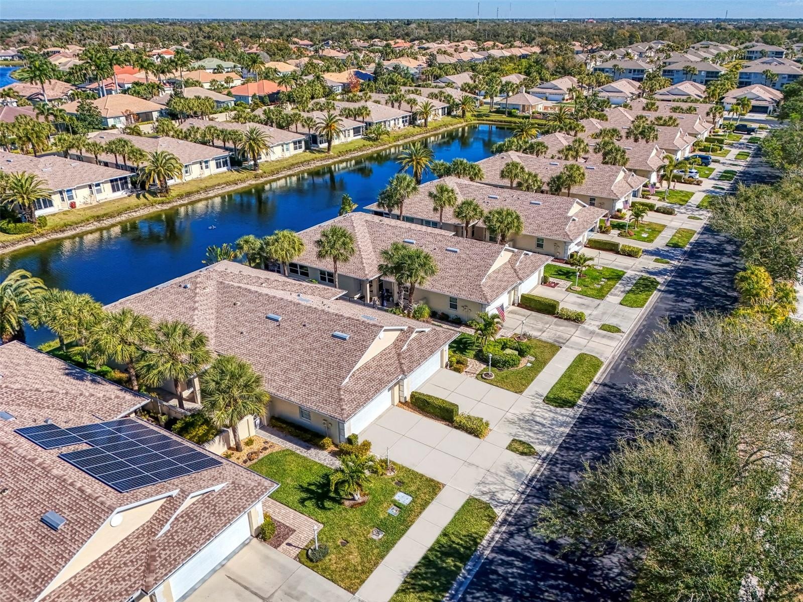 1771 FOUNTAIN VIEW CIR