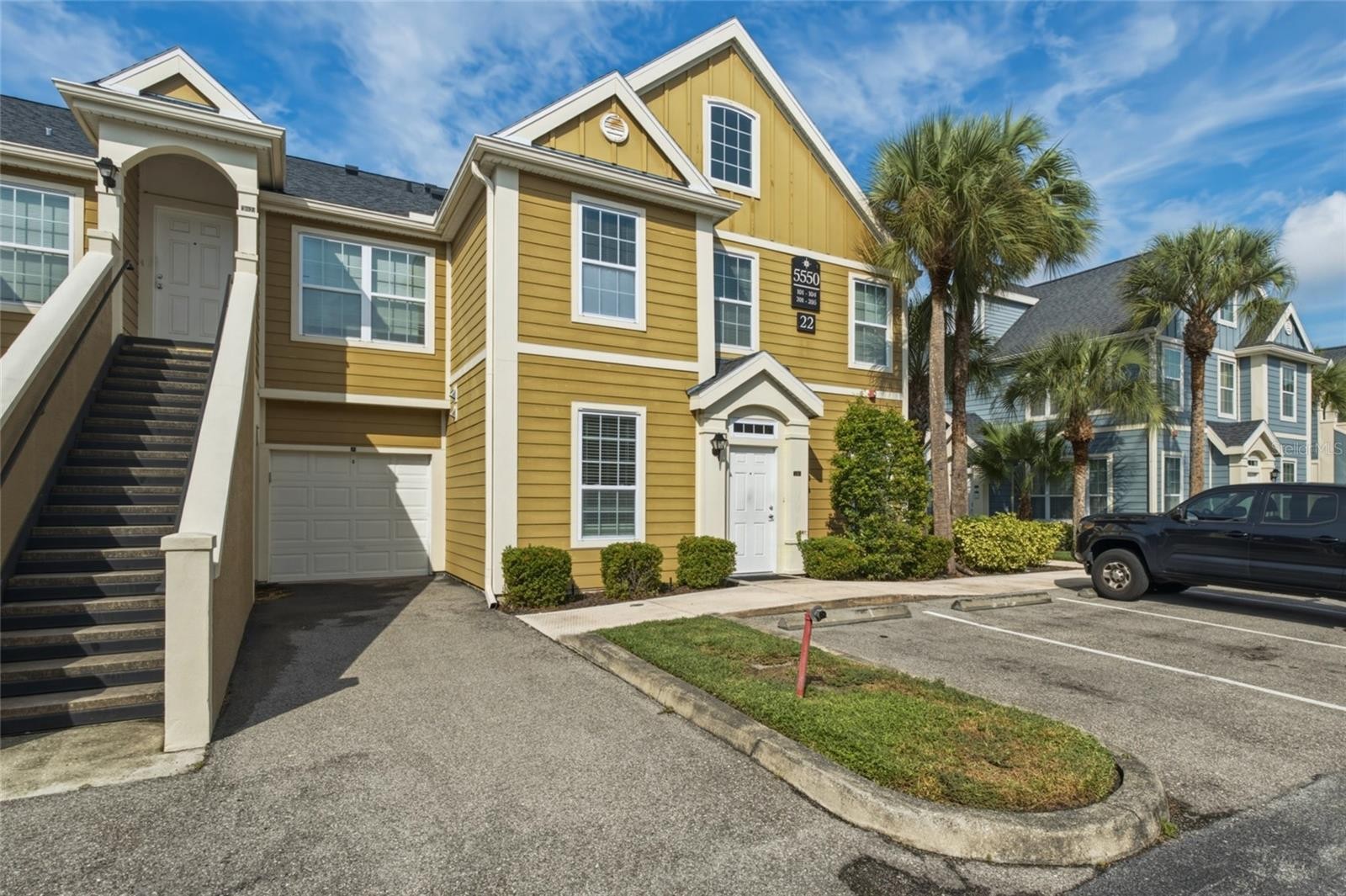 5550 ROSEHILL RD #102
