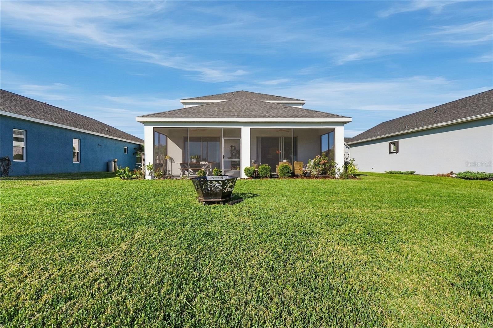 4618 FOXTAIL DR