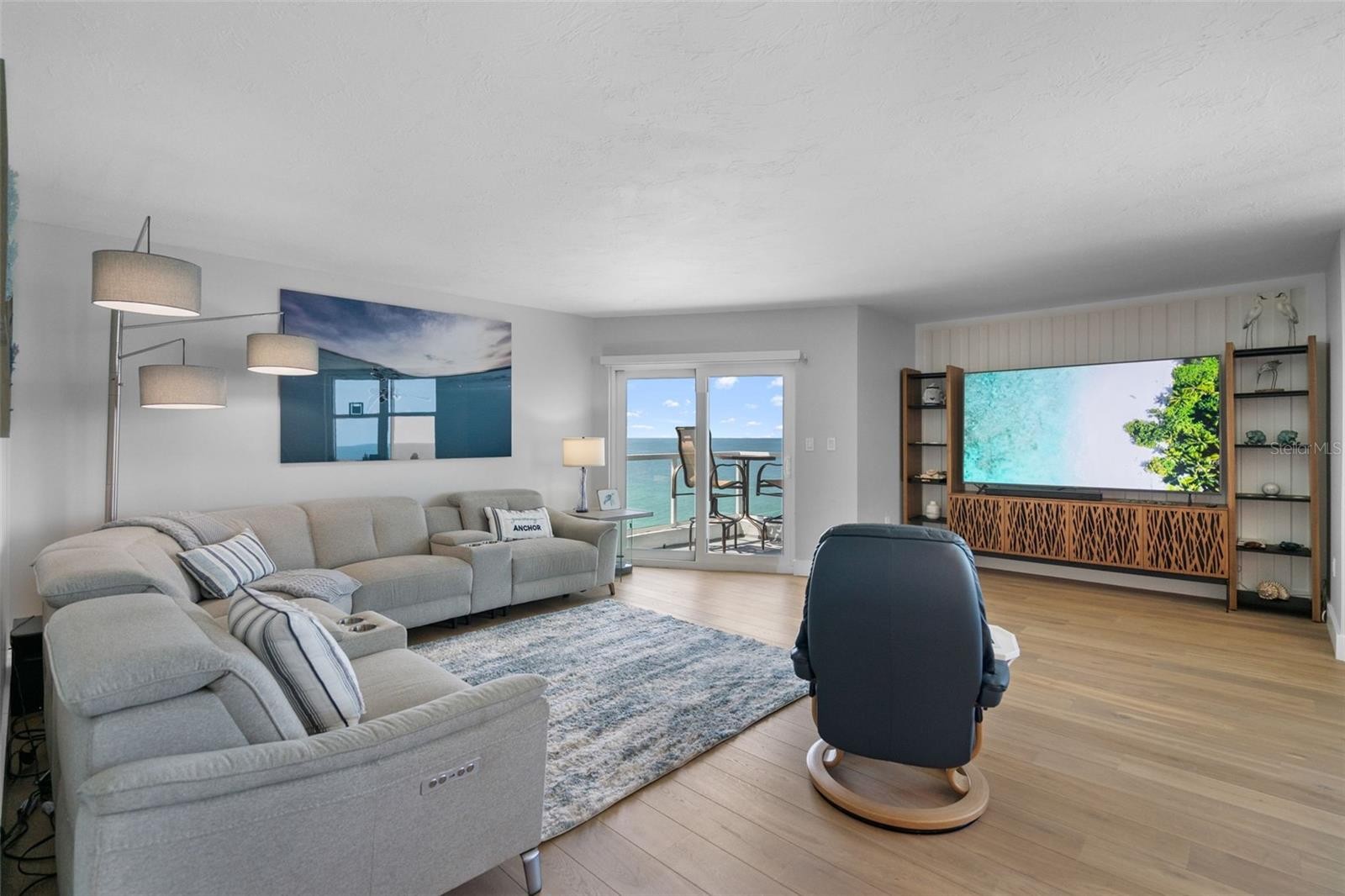 1050 LONGBOAT CLUB RD #901