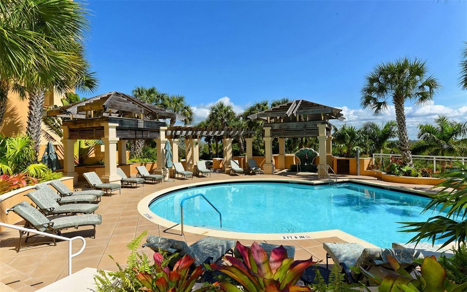 1300 BENJAMIN FRANKLIN DR #809