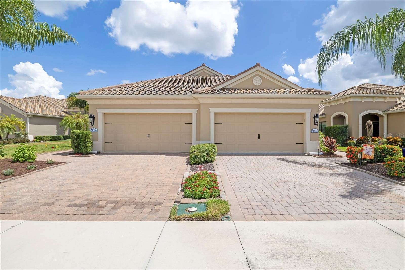 21620 AVON PARK CT