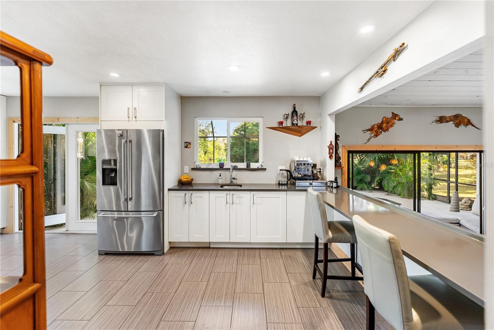 5482 BENEVA WOODS CIR