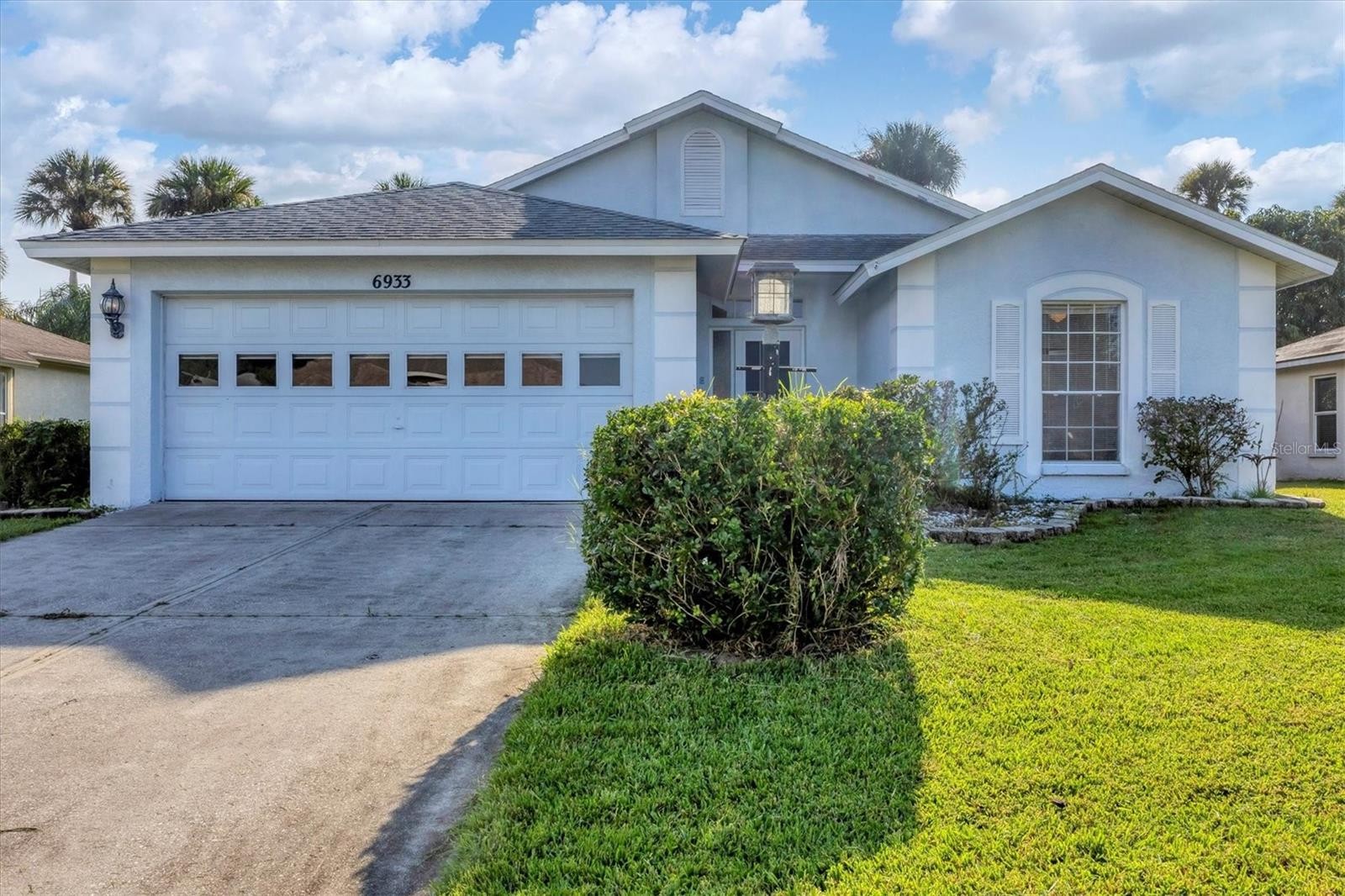 6933 43Rd Ct E Sarasota Florida 34243