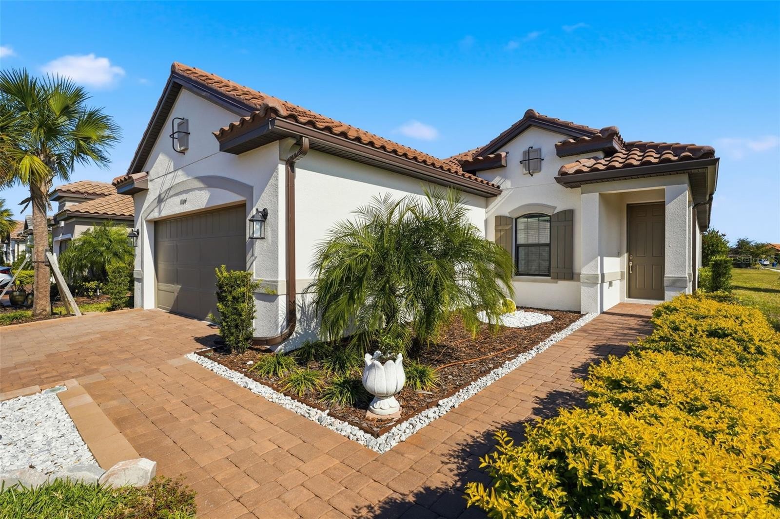 11104 DEVONBRIDGE DR