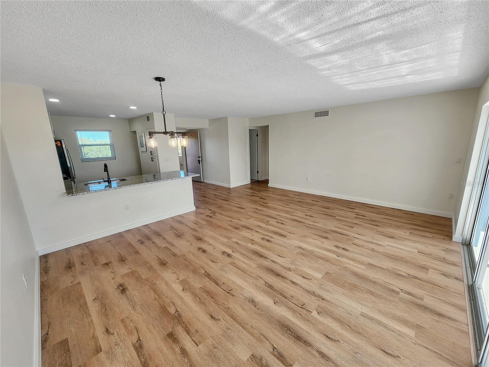 3620 IRONWOOD CIR #404O
