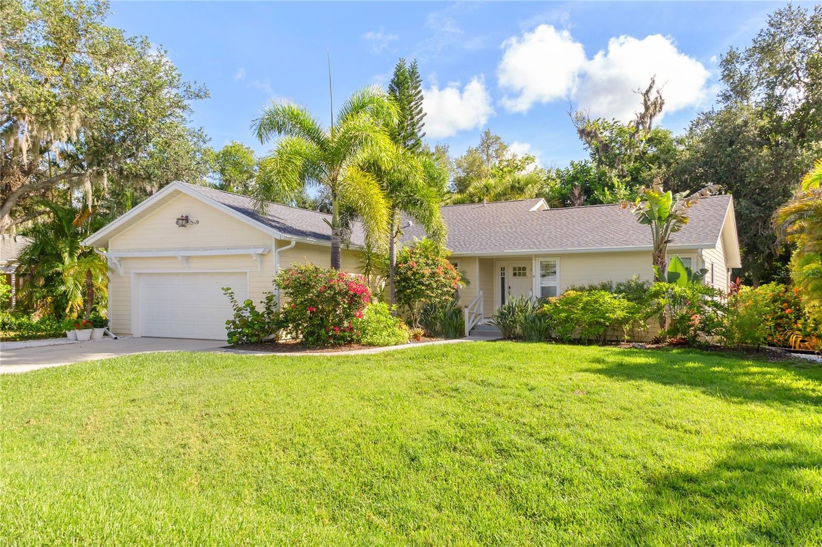 4471 TRAILS DR