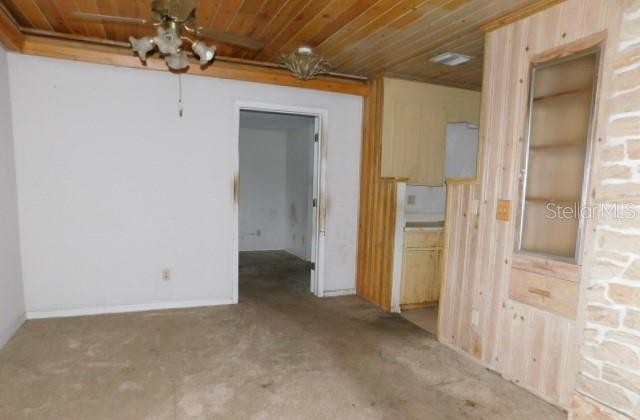155 S OXFORD DR