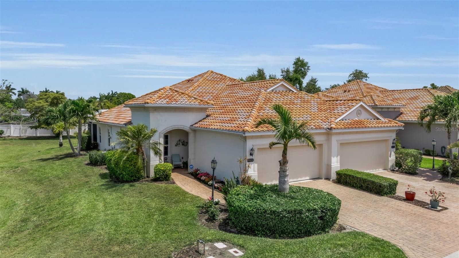 7004 VISTA BELLA DR