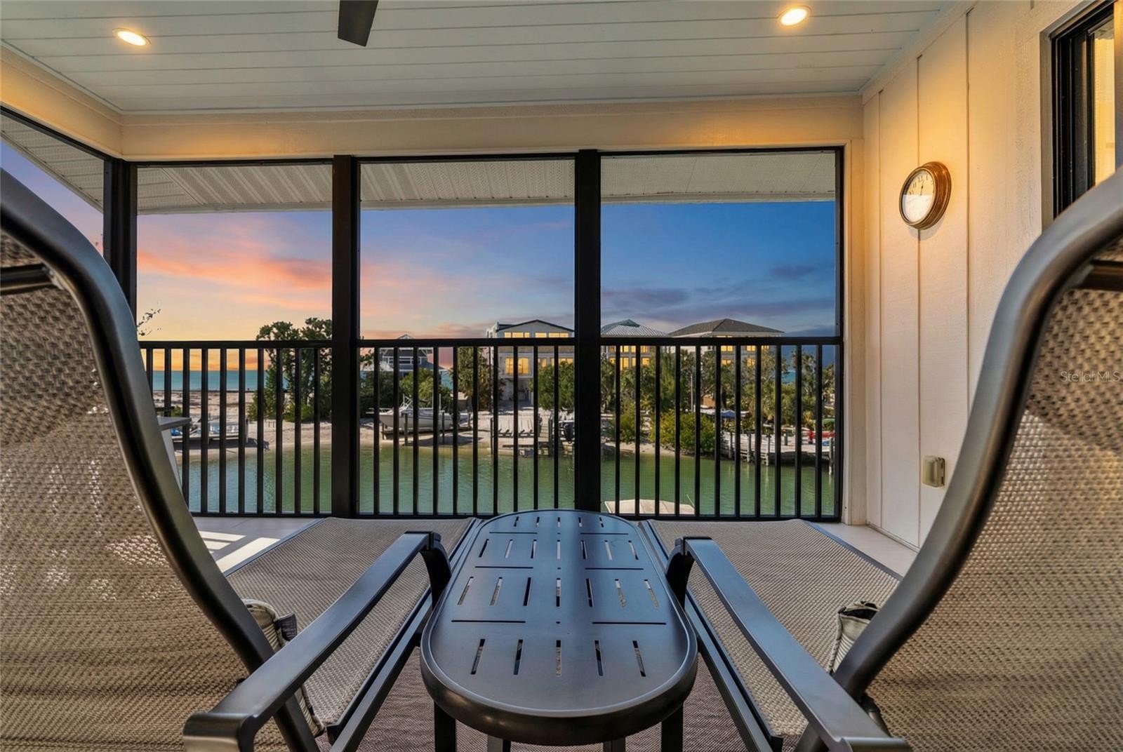 9226 MIDNIGHT PASS RD #3B