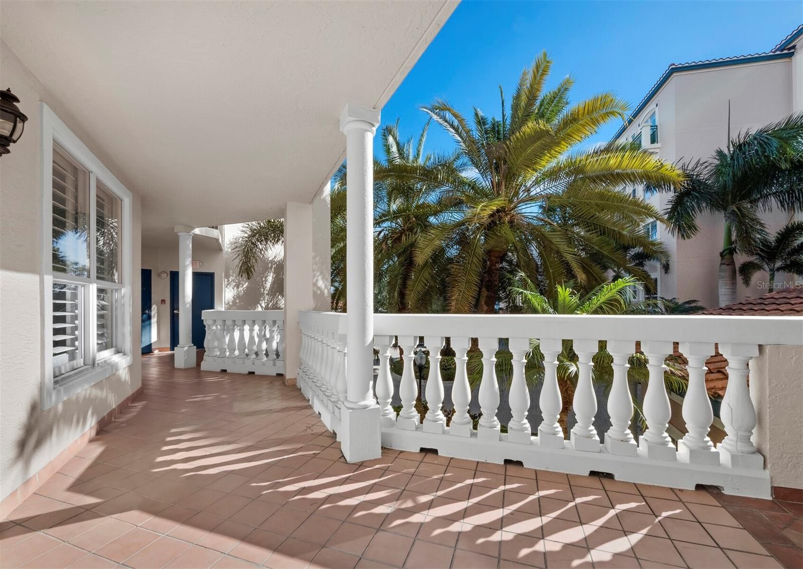 5430 EAGLES POINT CIR #105