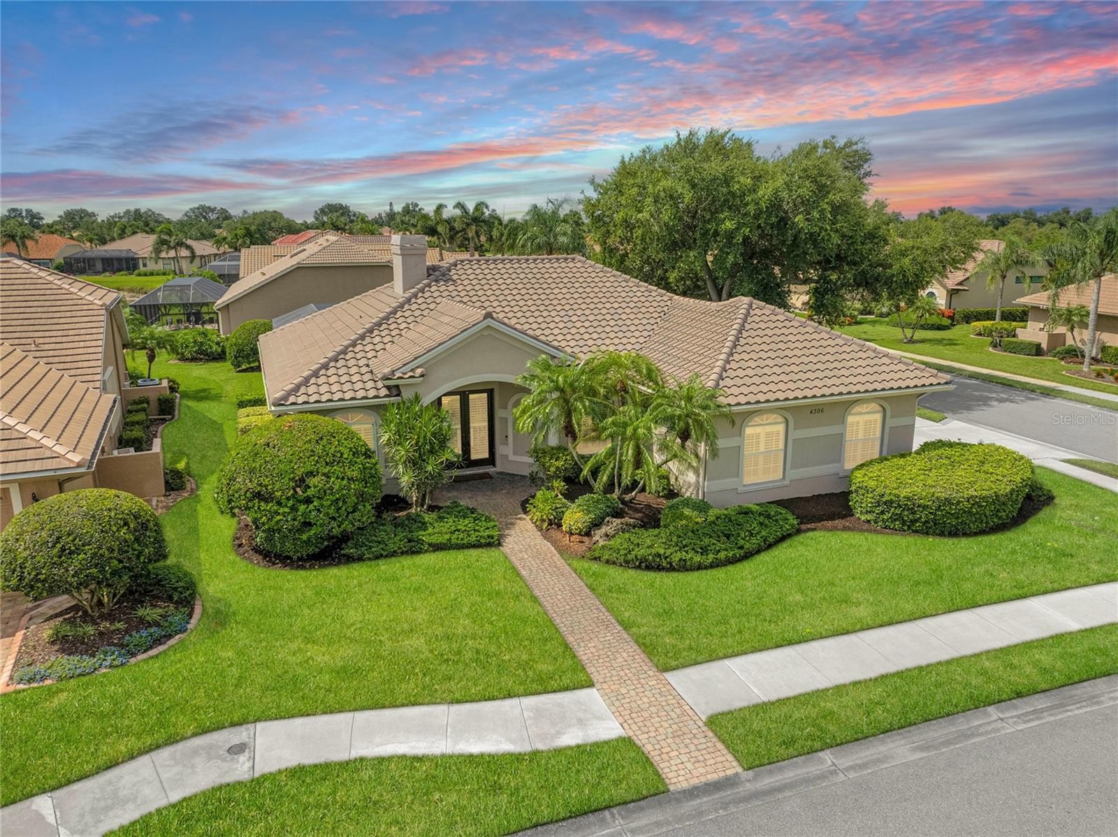 4306 CORSO VENETIA BLVD