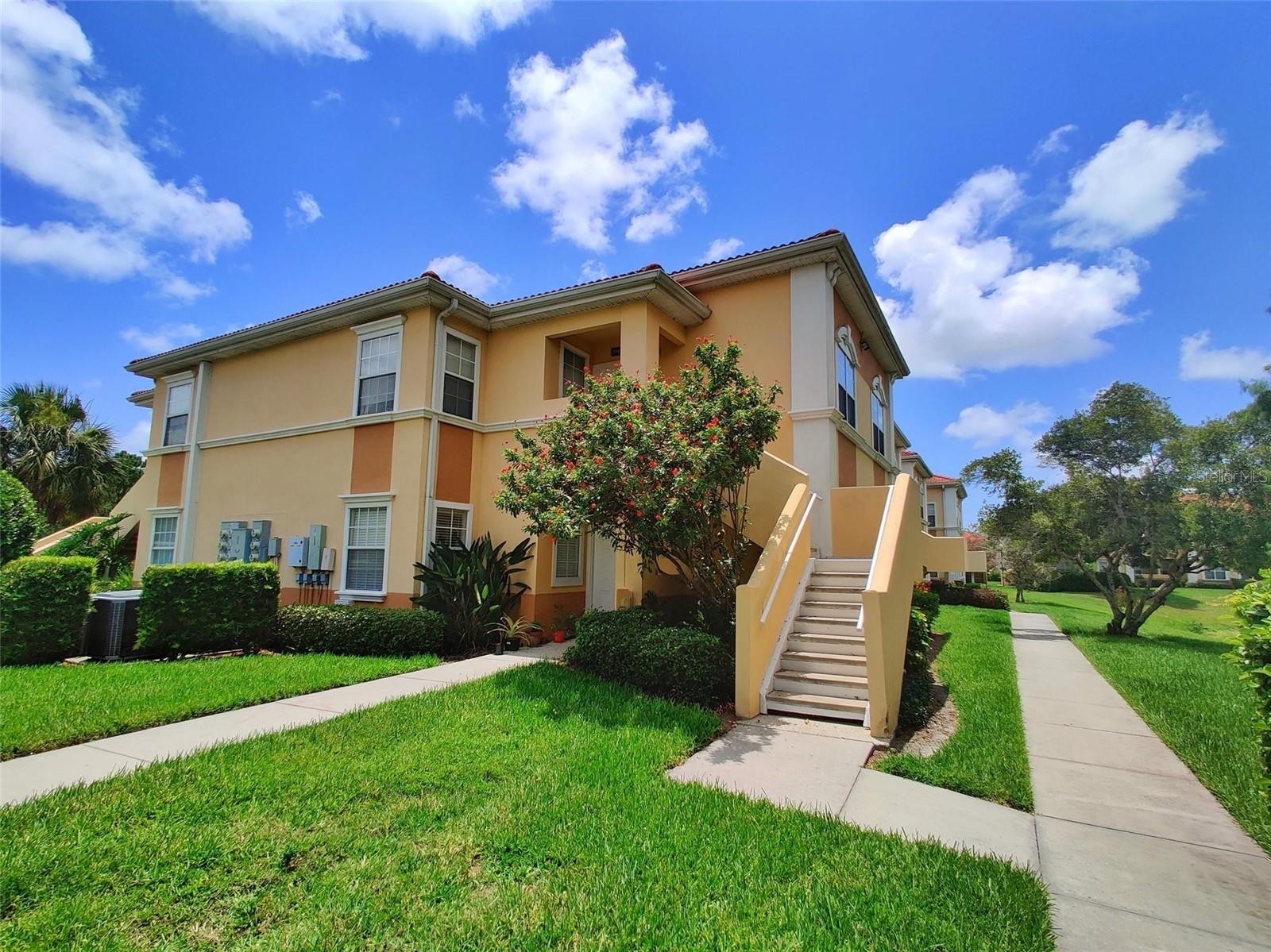 3005 CHIANTI CT #208