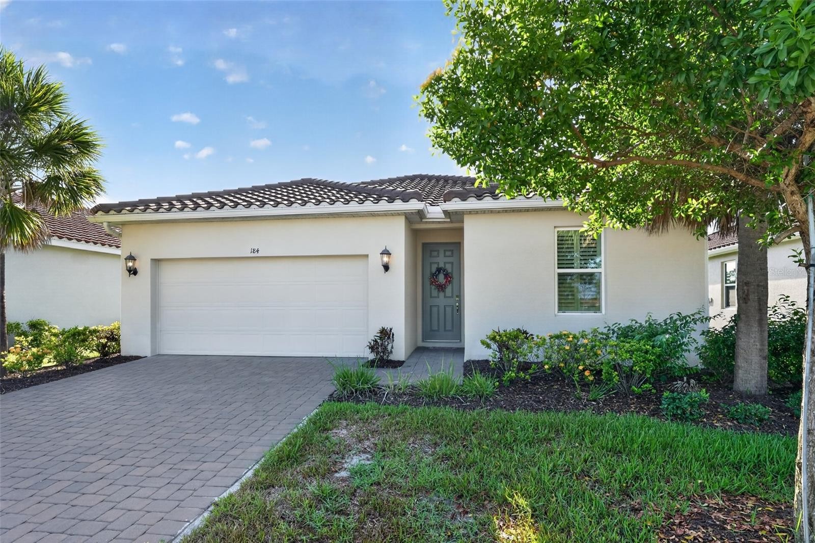 184 DAYLILY BLVD
