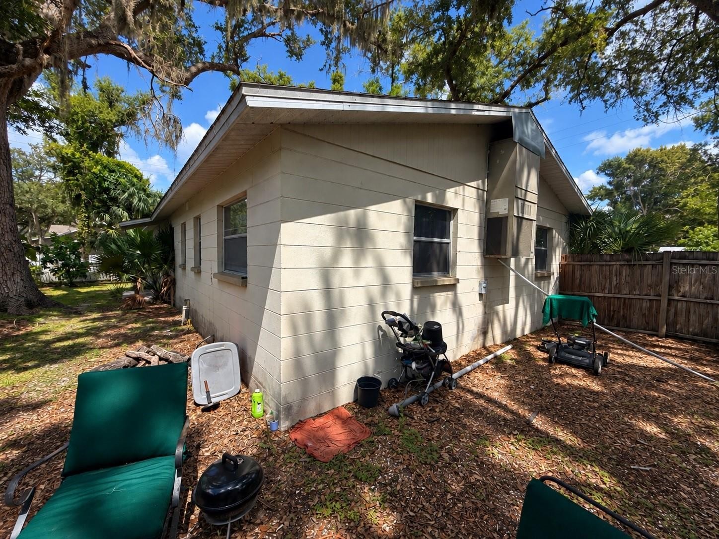 2018 S JEFFERSON AVE