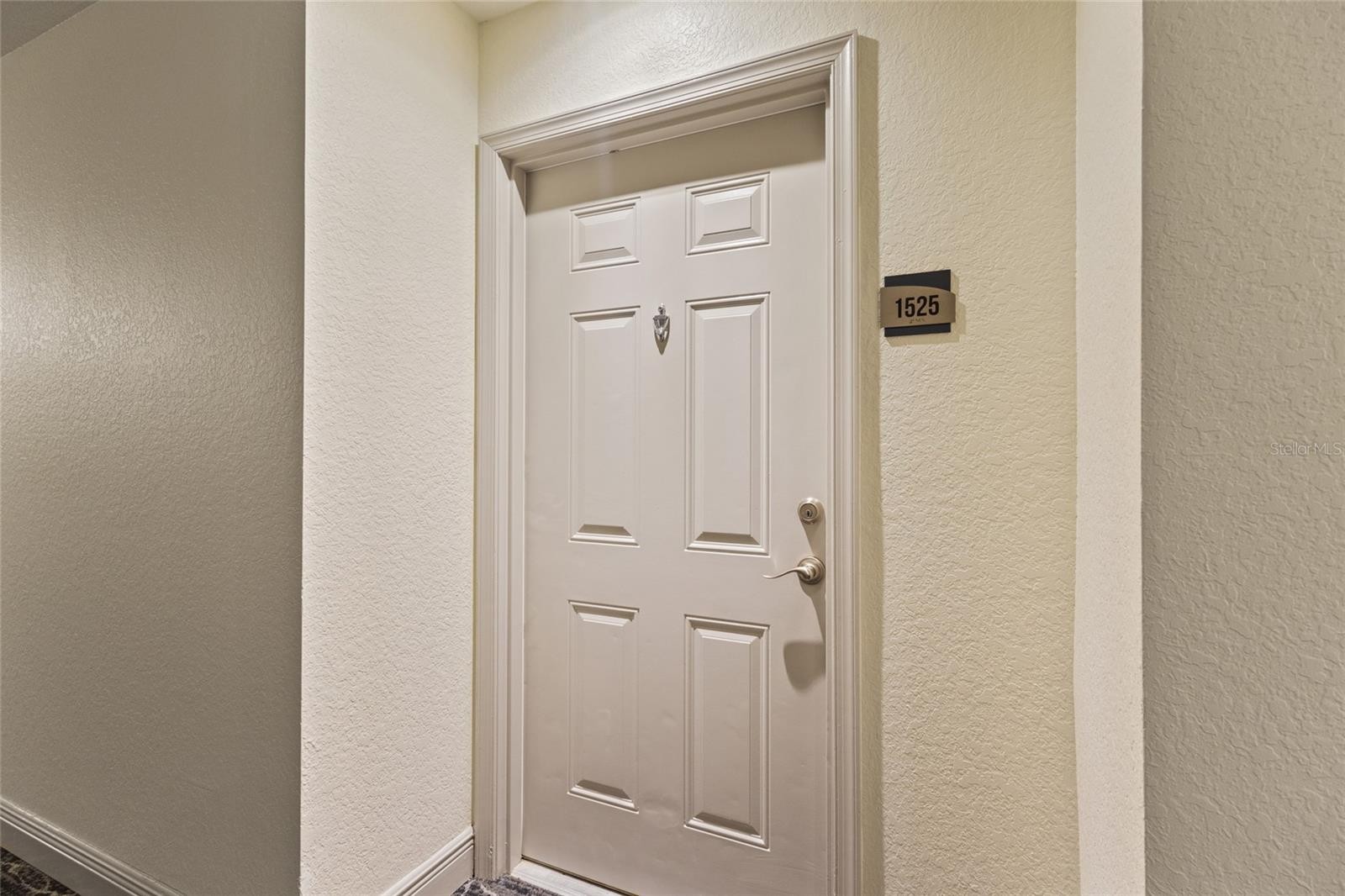 1064 N TAMIAMI TRL #1525