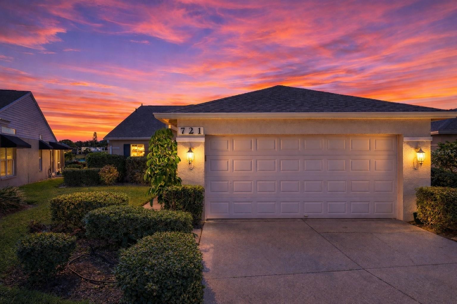 721 SPRING LAKES BLVD