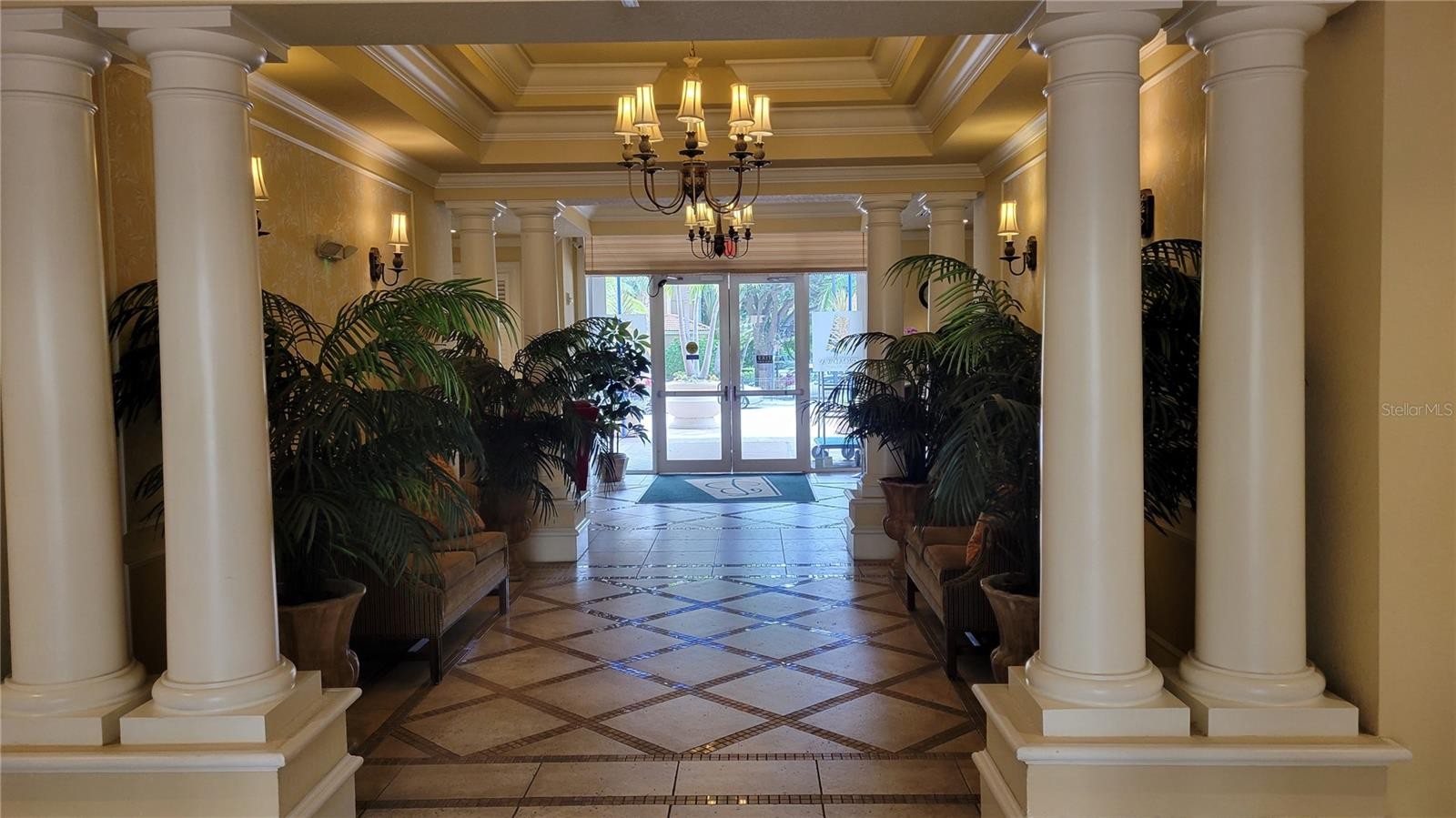 1064 N TAMIAMI TRL #1325