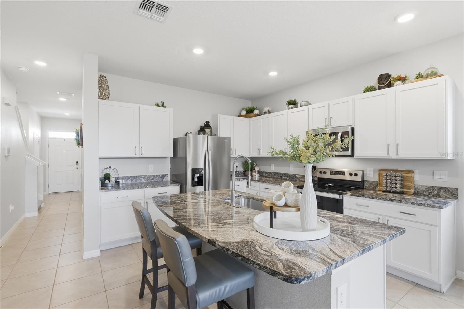 17526 CRESCENT MOON LOOP