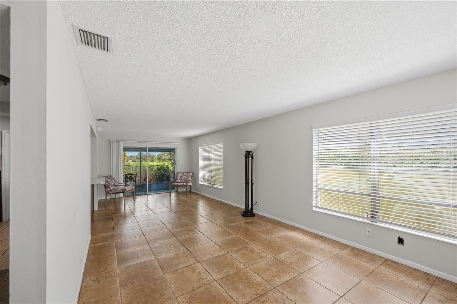 318 BARLOW AVE #71